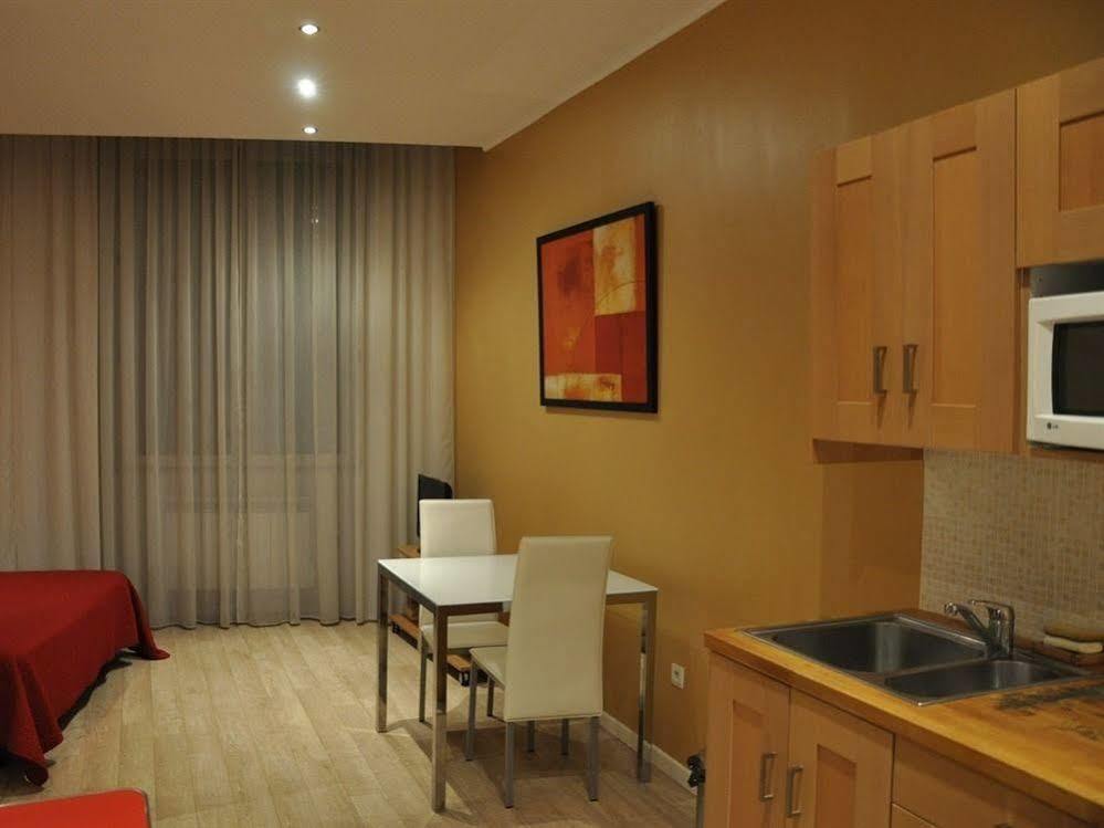 Les Studios De La Place Лион Екстериор снимка